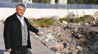 İzmir'deki Sahil Kirliliği Vatandaşı İsyan Ettirdi