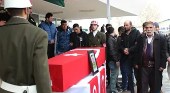 Şehit Er Adem Akpınar, Erzincan'da Son Yolculuğuna Uğurlandı