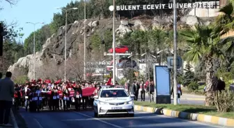 Zonguldak'ta Bin Kişi Sarıkamış Şehitleri İçin Yürüdü