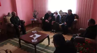 Başkan Aydın'dan Şehit Ailesine Ziyaret