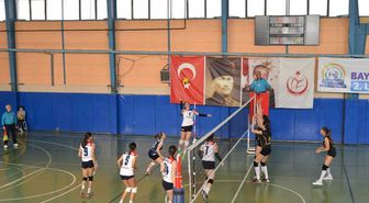 Bozüyük Bld. İdman Yurdu - Vakıfbank : 1-3