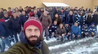 İşçiler Greve Gitti, Üretim Durdu