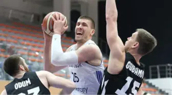 İstanbul Büyükşehir Belediyespor-Nizhny: 82-79