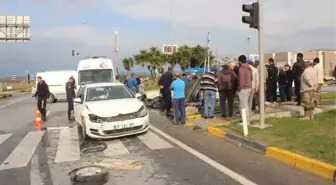 Antalya'da Trafik Kazası: 3 Yaralı