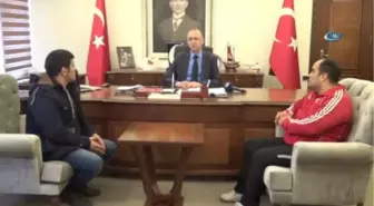 Çankırı'da Temizlik İşinde Çalışan Avrupa Şampiyonu Başka Göreve Alınacak- Vali Aktaş: 'Bu...