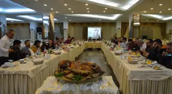 AK Parti Mardin Teşkilatı, Gazetecilerle Bir Araya Geldi