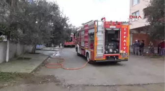 Balıkesir'de Ev Sahibine Kızan Kiracı, Evi Ateşe Verdi