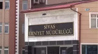 Emniyete Girip 'Ben Geldim' Dedi