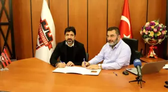 Gaziantepspor, Oktay Derelioğlu Sözleşme İmzaladı