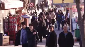 Gaziantep'teki Kuaförler Çocuk Gelinlere Saç ve Makyaj Yapmıyor