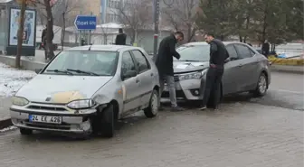 Kaza Yaptı, Sınavdan Çıkmasını Bekledi