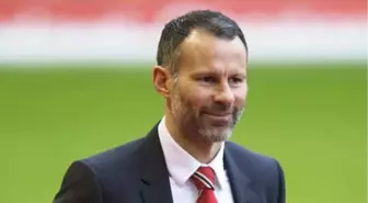 Galler Milli Takımı, Giggs'e Emanet