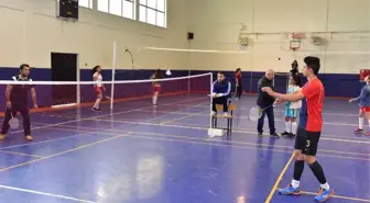 Osmaniye'de Okullar Arası Badminton İl Birinciliği