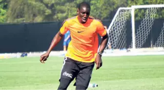 Demba Ba'nın Aklı Kartal'da