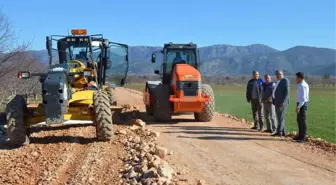 Korkuteli Ballık Yolunda Altyapı Çalışması