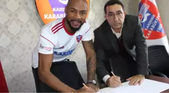 Karabükspor, Leandrinho ile 1.5 Yıllık Sözleşme İmzaladı