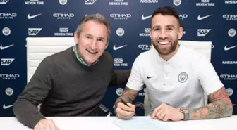 Manchester City, Nicolas Otamendi'nin Sözleşmesini Uzattı