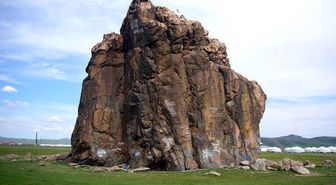 Moğolistan'daki Gizemli Taş: Taikhar Rock