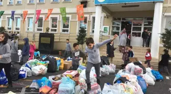 Öğrenciler Evlerinden ve Sokaklardan 2 Ton Atık Topladı