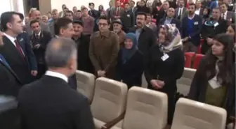 Şehit Yakınları ve Gazilere Devlet Övünç Madalyası Verildi