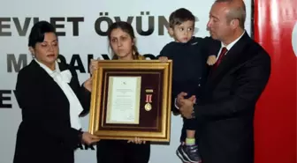 Devlet Övünç Madalyası Töreninde Gözyaşları Sel Oldu