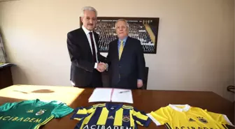 Acıbadem, Fenerbahçe'nin Yeni Göğüs Sponsoru Oldu