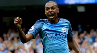 Manchester City, Galatasaray'ın İstediği Fernandinho'nun Sözleşmesini Yeniledi