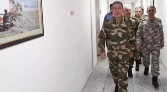 Orgeneral Akar, Zeytin Dalı Harekatı'nı Genelkurmay Karargahı'ndan Sevk ve İdare Ediyor