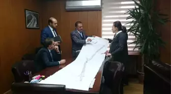 Başkan Akdemir, Karayolları Bölge Müdürünü Ziyaret Etti