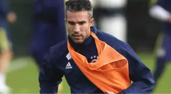 Van Persie: 'Fenerbahçe'de Full Kapasite ile Çalıştım Ama...'