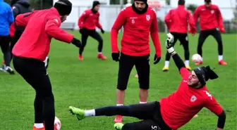 Samsunspor'da 2 Futbolcu Döndü, 1 Futbolcu Gitti