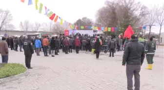 Uğur Mumcu Adına Yaptırılan Heykel Törenle Açıldı