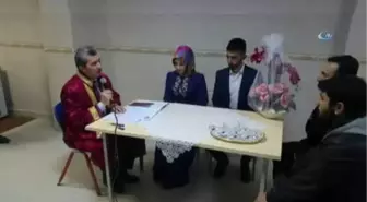 Müftülükte İlk Resmi Nikah Kıyıldı