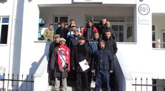 Roman Vatandaşlardan Davullu Zurnalı Gönüllü Askerlik Başvurusu