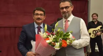 Şehzadeler'de İbrahim Sadri ile Şiir Gecesi