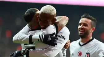 Süper Lig: Beşiktaş: 2 - Kasımpaşa: 0 (İlk Yarı)