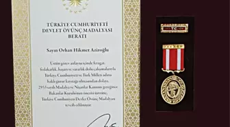 Uluslararası Üniversiteler Konseyi Kurucu Başkanı Azizoğlu'na Devlet Övünç Madalyası