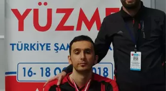 Yüzme Sevdası Yüzünden Sakat Kaldı Ama Pes Etmedi