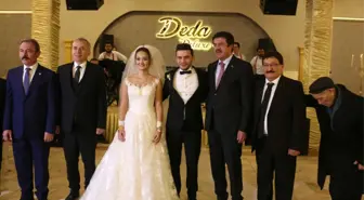 Bakanlar Zeybekci ve Soylu Denizli'de Nikah Şahidi Oldu