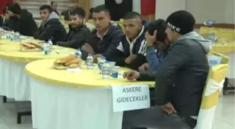 Bismil'de Düğün Gibi Asker Uğurlaması