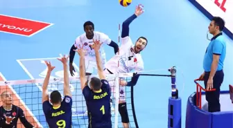 Halkbank Fenerbahçe'ye Set Vermedi