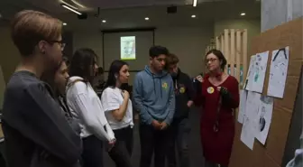 Öğrenciler Sınav Steslerini Tasarımla Attı