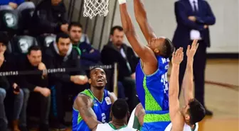 Tahincioğlu Basketbol Süper Ligi: Darüşşafaka: 54 - Tofaş: 58