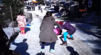 Antalya Pehlivanlar Kar Üstünde Güreşti