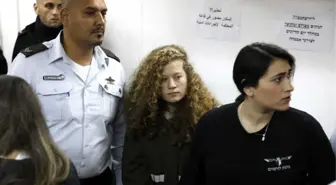 Ahed Tamimi'nin Gözaltı Süresi Yeniden Uzatıldı