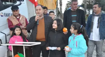 Antalya'dan Afrin'deki Mehmetçiklere 1 Kamyon Portakal