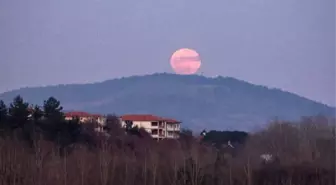 Kazdağları'nda 'Süper Kanlı Mavi Ay'