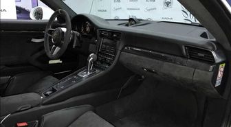 Martini Çizgileri İle Porsche 911 Gt3 Rs'i Süslüyor