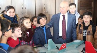 Başkan Çolakbayrakdar, 'Geleceğin Bilim Adamlarını ve Mühendislerini Yetiştireceğiz'