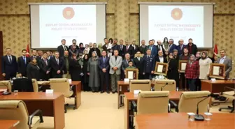 Kütahya'da 7 Şehit Ailesi ile 3 Gaziye Devlet Övünç Madalyası ve Beratı Verildi